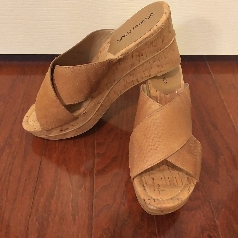 Donald Pliner Dani Wedge Snake Leather Sandal